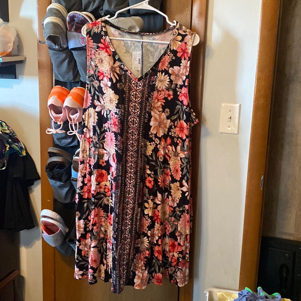 Maurice’s 2xL floral dressNWT